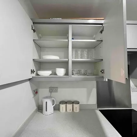 Flaxton-luxurious Near Nec, Bhx Apartament *