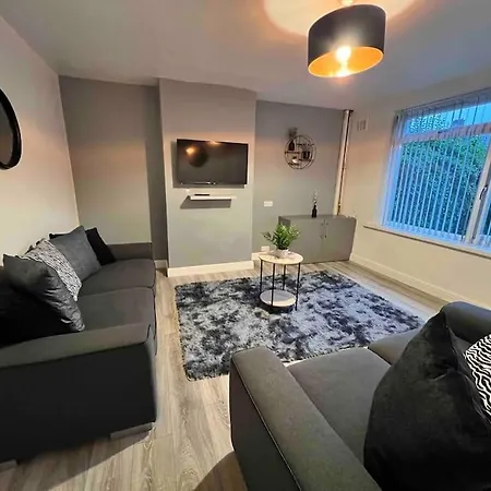 Flaxton-luxurious Near Nec, Bhx Apartament *